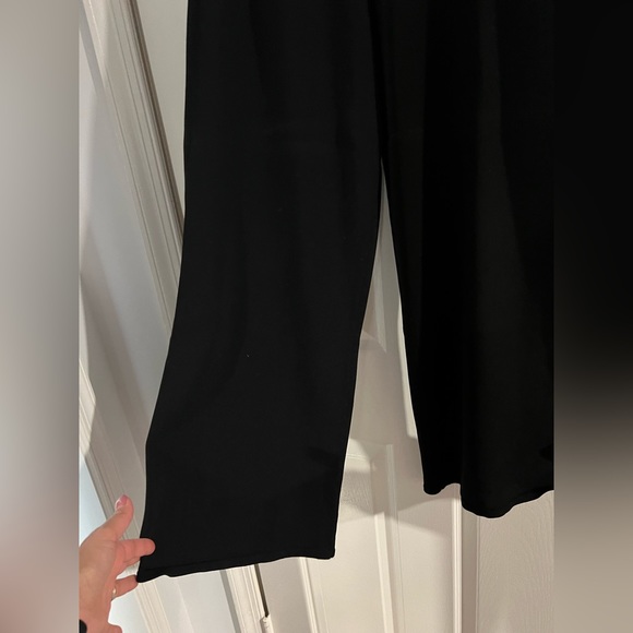 Cult Gaia Knit Wide Leg Black Pants Size M stretch Excellent condition comfy - Picture 4 of 10